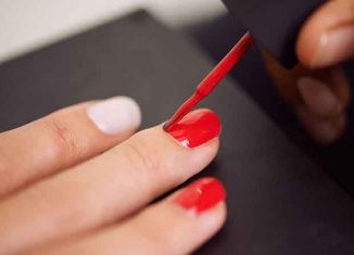Everything you need to know about the process of applying semi-permanent varnish