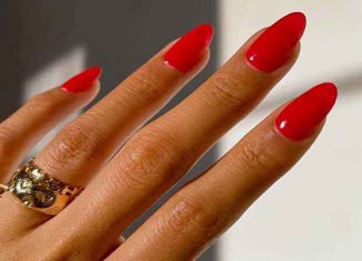 What are the differences between gel nails and semi-permanent varnish?