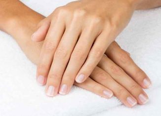 How to have perfectly clean nails?